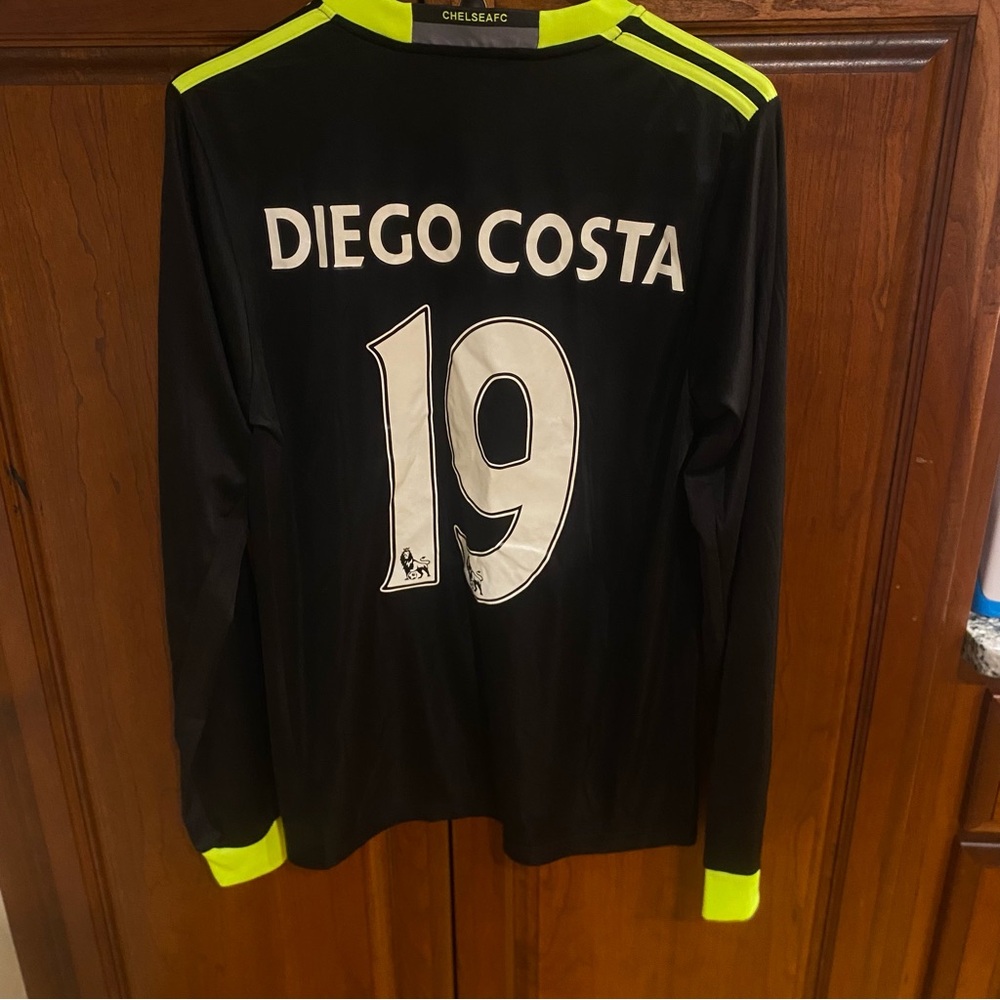 Diego Costa Chelsea away jersey from the 2015-16 season
